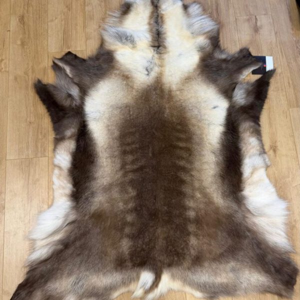 Schwedische Rentierfelle